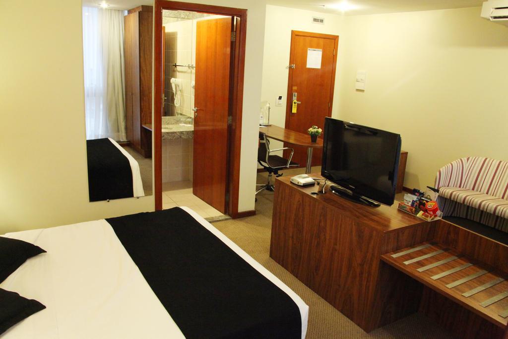 Comfort Hotel Тагуатинга Экстерьер фото