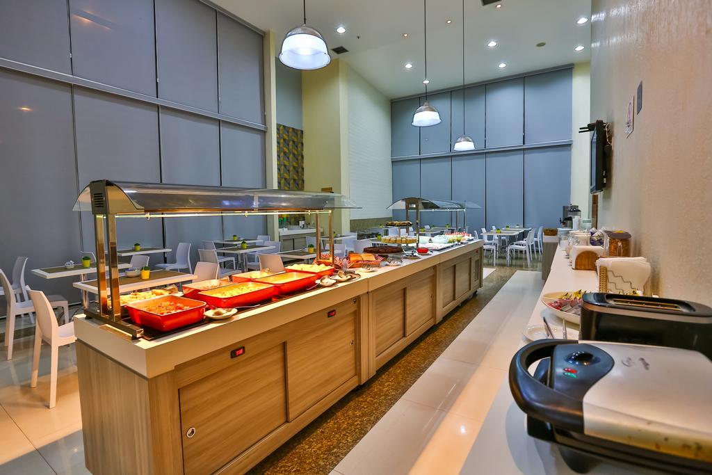 Comfort Hotel Тагуатинга Экстерьер фото
