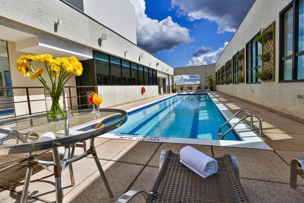 Comfort Hotel Тагуатинга Экстерьер фото